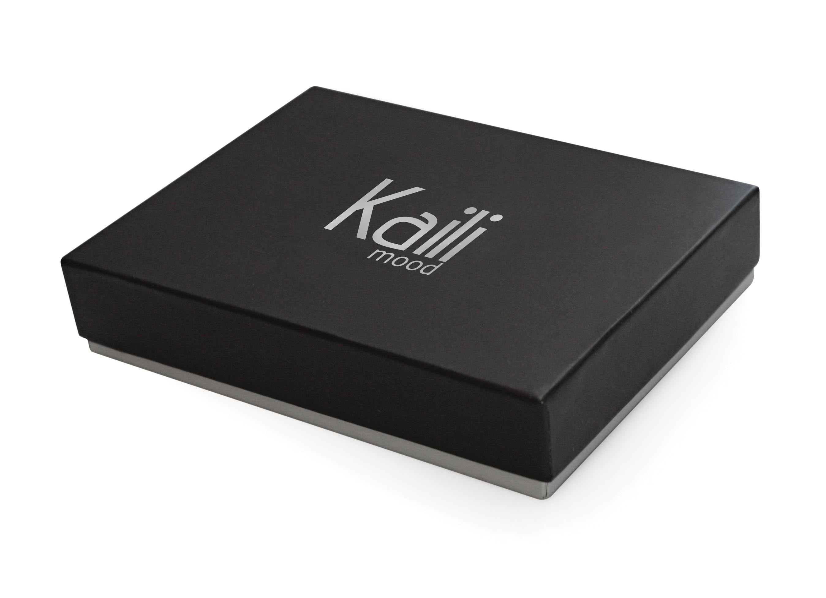 K0039RB | Heart Cable Winder Made in Italy in Genuine Full Grain Leather, Dollar Grain - Yellow Color - Dimensions: 5 x 8 x 0.5 cm - Packaging: Rigid Gift Box with bottom/lid-4